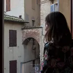 Penthouse In Siena's Heart With Elevator & Parking Apartment *