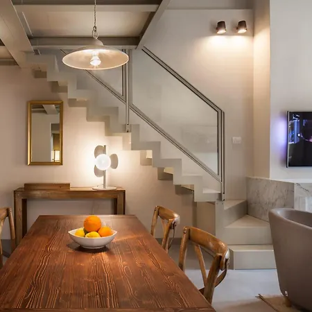 Penthouse In Siena's Heart With Elevator & Parking Апартаменты Сиена