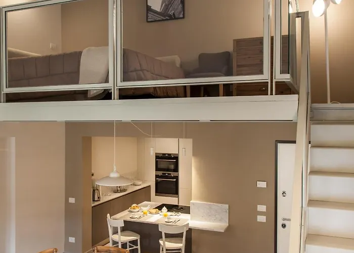 Penthouse In Siena's Heart With Elevator & Parking Apartment *