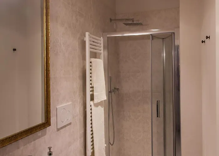 Penthouse In Siena's Heart With Elevator & Parking Apartment *