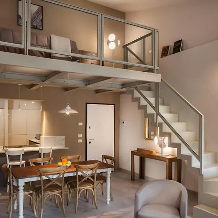 Penthouse In Siena's Heart With Elevator & Parking Sienne